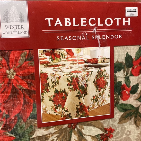 HOLIDAY TABLECLOTH W NAPKINS, 60x120, new in box, 8 matching napkins - Picture 1 of 6